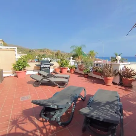 First Line With 3 Bedrooms And Parking, Appartement *