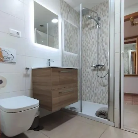 Apartment First Line With 3 Bedrooms And Parking, Nerja